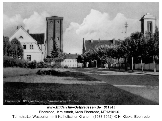 Ebenrode, Turmstraße, Wasserturm mit Katholischer Kirche