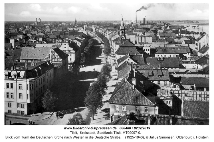 Tilsit, Blick vom Turm der Deutschen Kirche nach Westen in die Deutsche Straße