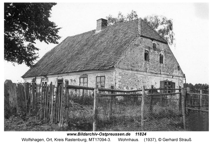 Wolfshagen, Wohnhaus und Schule