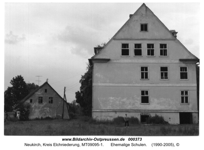 Neukirch, Ehemalige Schulen