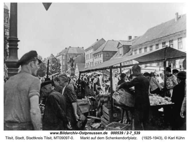 Tilsit, Markt auf dem Schenkendorfplatz