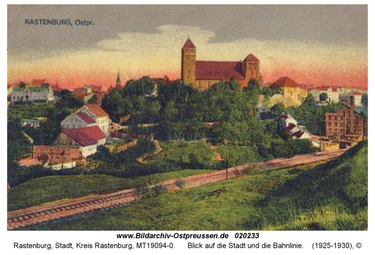 Rastenburg, Blick auf die Stadt und die Bahnlinie