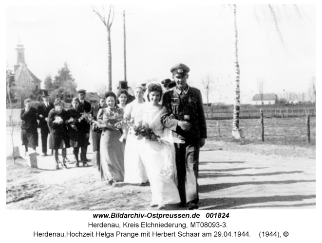 Herdenau, Hochzeit Helga Prange mit Herbert Schaar am 29.04.1944