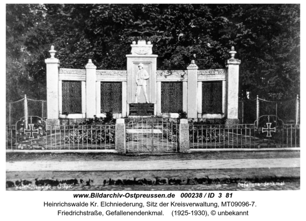Heinrichswalde, Friedrichstraße, Gefallenendenkmal