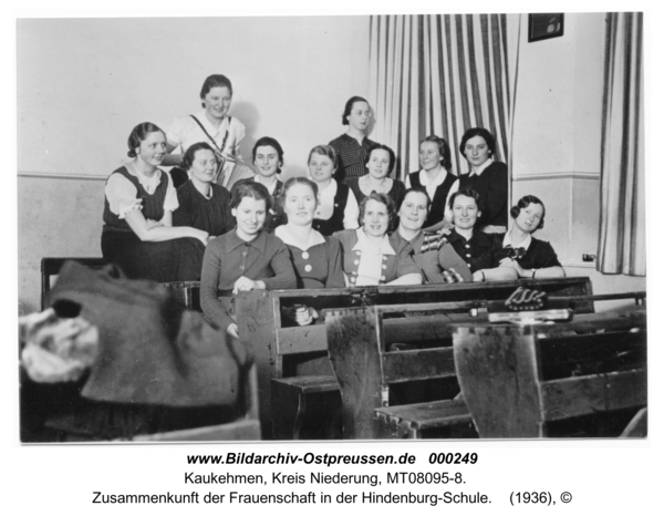 Kuckerneese (Kaukehmen), Zusammenkunft der Frauenschaft in der Hindenburg-Schule