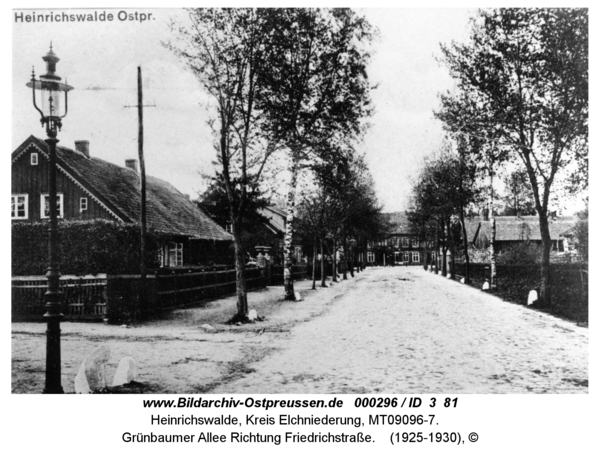 Heinrichswalde, Grünbaumer Allee Richtung Friedrichstraße