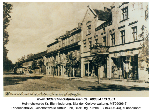 Heinrichswalde, Friedrichstraße, Geschäftszeile Arthur Fink, Blick Rtg. Kirche