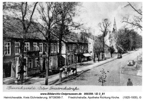 Heinrichswalde, Friedrichstraße, Apotheke Richtung Kirche