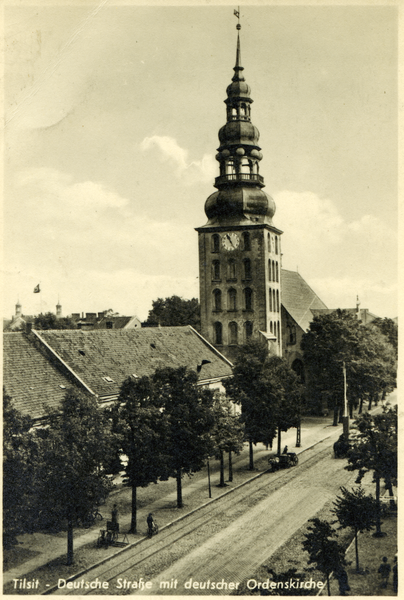 Tilsit, Deutsche Straße mit Deutscher Kirche