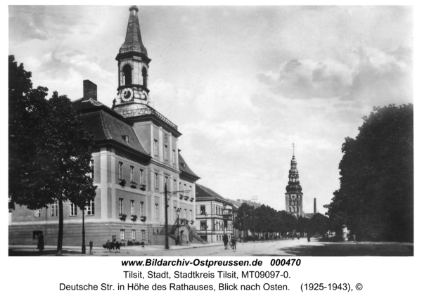 Tilsit, Deutsche Str. in Höhe des Rathauses, Blick nach Osten