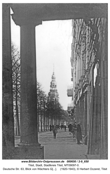 Tilsit, Deutsche Str. 63, Blick von Wächters Grüner Apotheke zur Deutschen Kirche