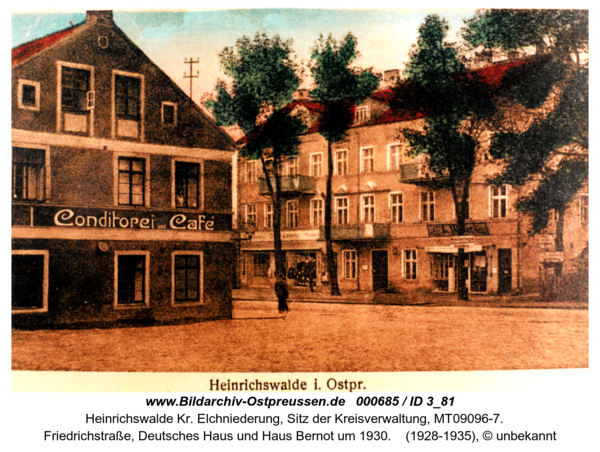 Heinrichswalde, Friedrichstraße, Deutsches Haus und Haus Bernot um 1930