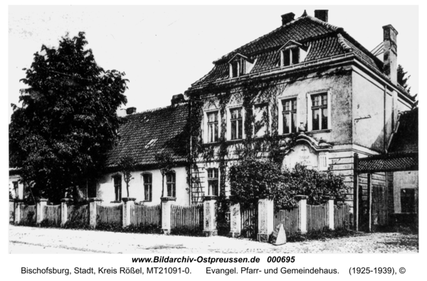 Bischofsburg, Evangel. Pfarr- und Gemeindehaus