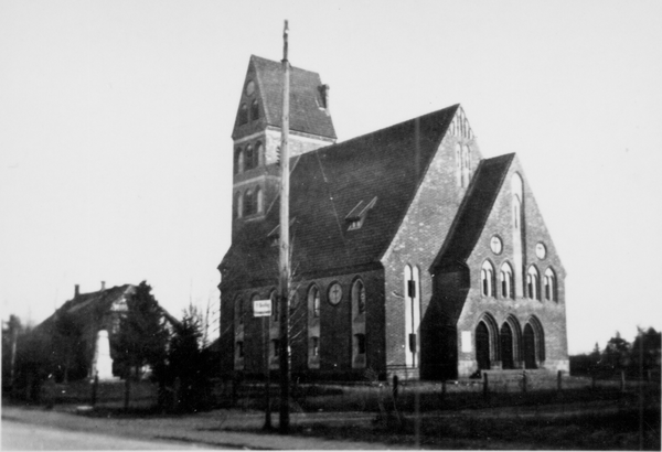 Groß Lenkenau, Kirche vom Kleinbild