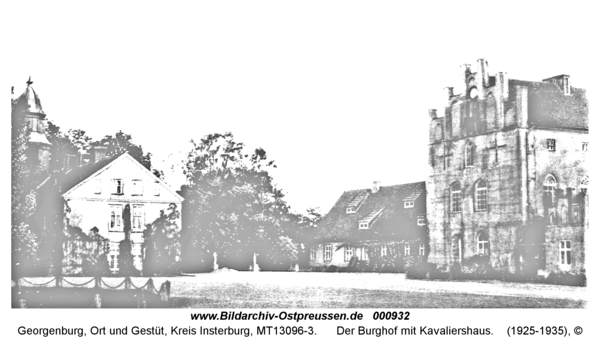 Georgenburg, Der Burghof mit Kavaliershaus