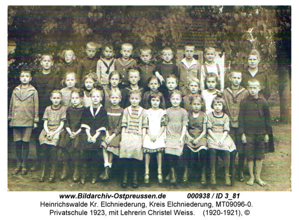 Heinrichswalde, Privatschule 1923, mit Lehrerin Christel Weiss