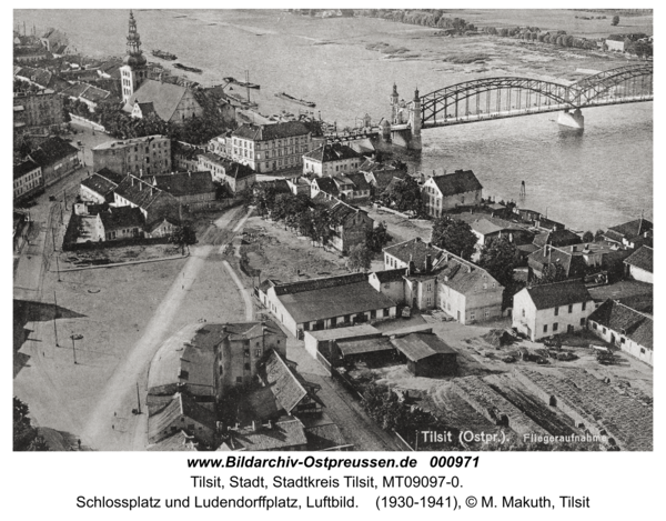 Tilsit, Schlossplatz und Ludendorffplatz, Luftbild