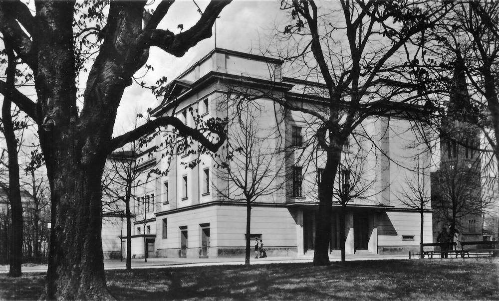 Tilsit, Grenzlandtheater von Südosten