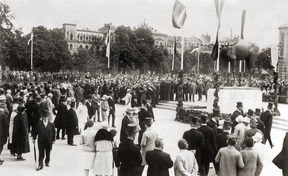 Tilsit, Einweihung des Elchdenkmals auf dem Anger am 29.06.1928