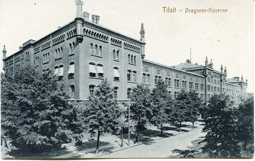 Tilsit, Bahnhofstraße, Dragoner-/Artillerie-Kaserne