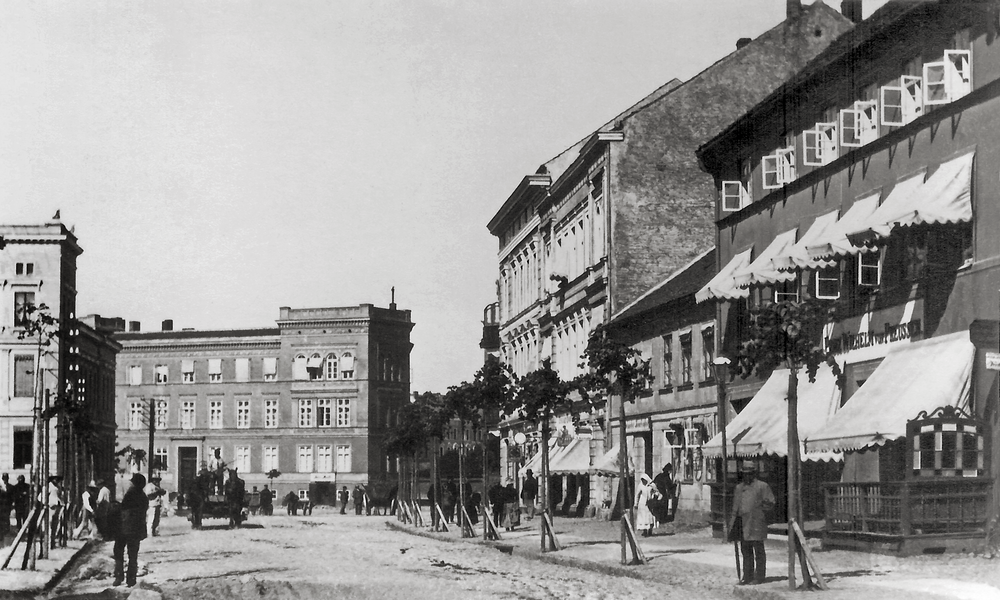 Tilsit, Hohe Str., Blick nach Westen, rechts das Hotel "Prinz Wilhelm von Preussen" (Hohe Str. 41)