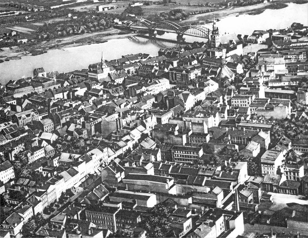 Tilsit, Innenstadt von Südwesten, Hohe Str., Luftbild