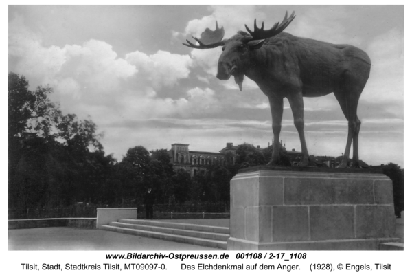 Tilsit, Das Elchdenkmal auf dem Anger