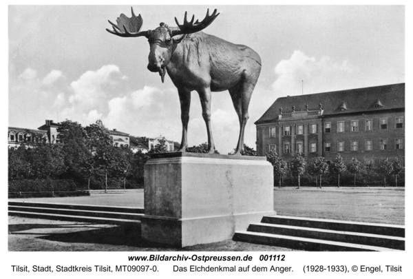 Tilsit, Das Elchdenkmal auf dem Anger