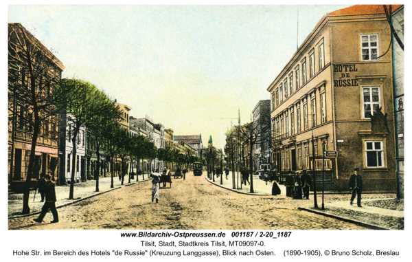 Tilsit, Hohe Str. im Bereich des Hotels "de Russie" (Kreuzung Langgasse), Blick nach Osten