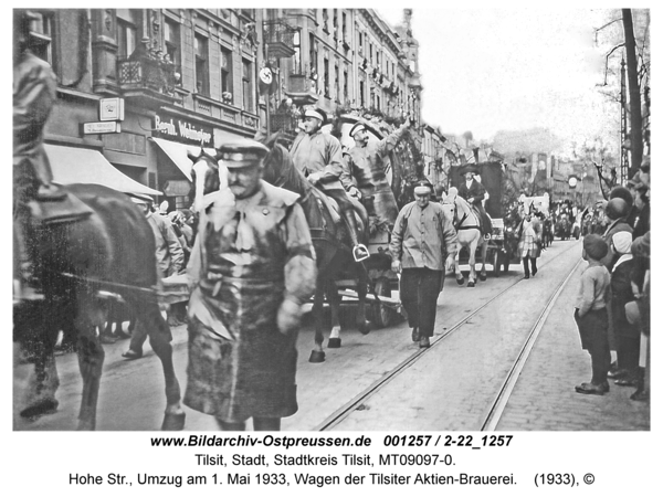 Tilsit, Hohe Str., Umzug am 1. Mai 1933, Wagen der Tilsiter Aktien-Brauerei