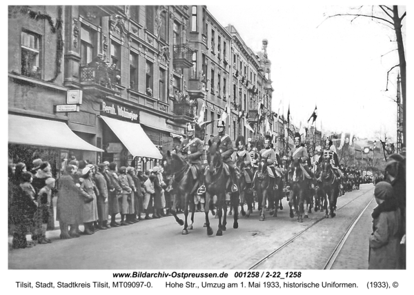 Tilsit, Hohe Str., Umzug am 1. Mai 1933, historische Uniformen