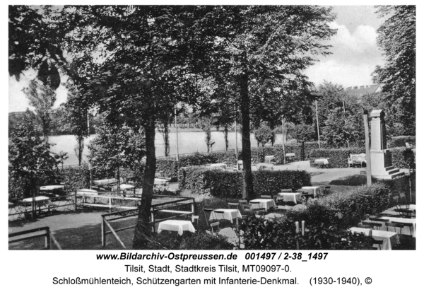 Tilsit, Schloßmühlenteich, Schützengarten mit Infanterie-Denkmal