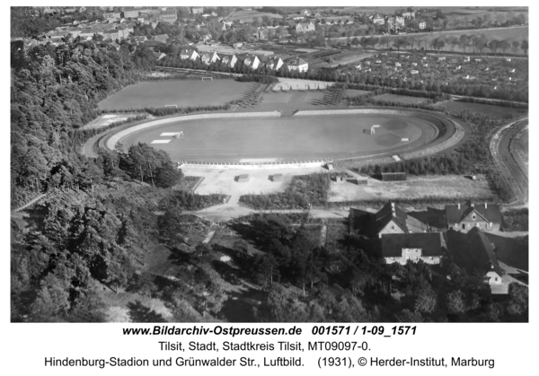 Tilsit, Hindenburg-Stadion und Grünwalder Str., Luftbild