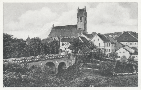 Seeburg, Hospitalbrücke und katholische Kirche in Blickrichtung Süden