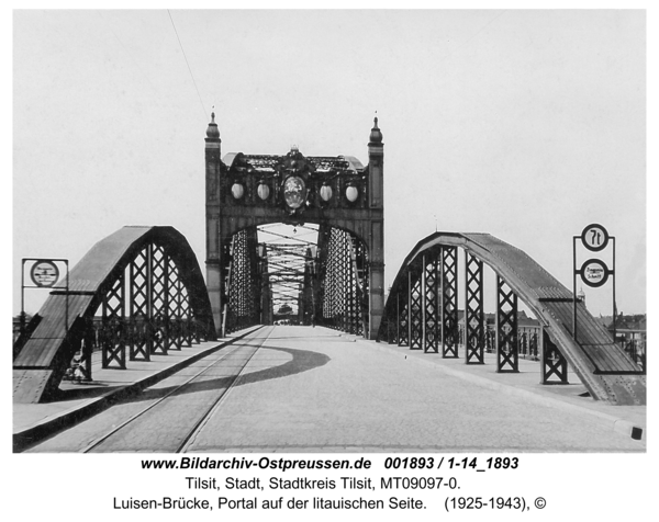 Tilsit, Luisen-Brücke, Portal auf der litauischen Seite