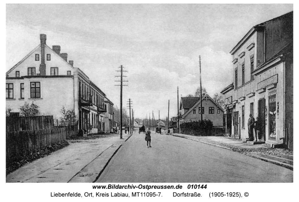 Liebenfelde, Dorfstraße