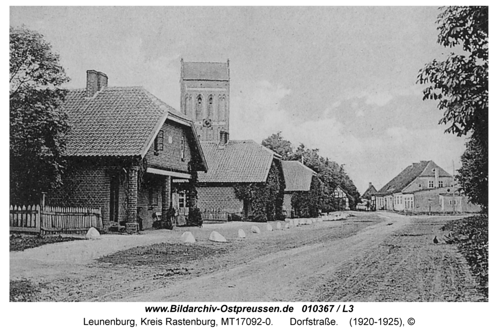 Leunenburg, Dorfstraße