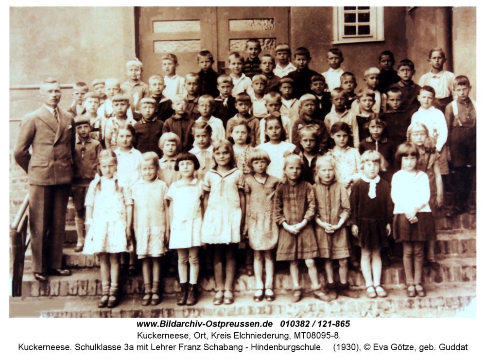 Kuckerneese. Schulklasse 3a mit Lehrer Franz Schabang - Hindenburgschule