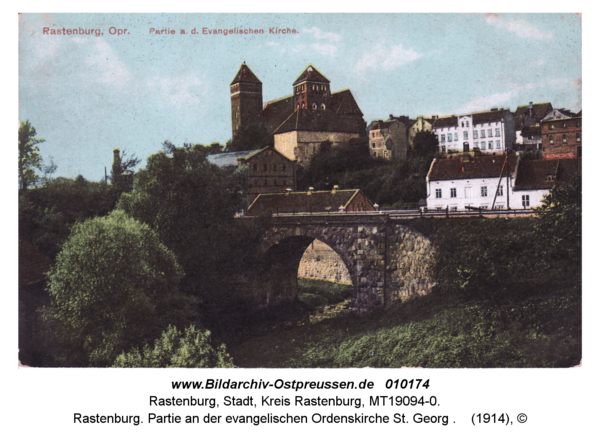 Rastenburg, Partie an der evangelischen Ordenskirche St. Georg