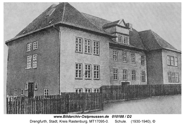 Drengfurt, Nordenburger Straße, Schule