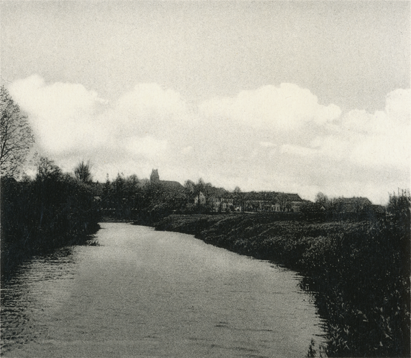 Kraupischken (Ort), Ortsansicht mit Lehmgraben