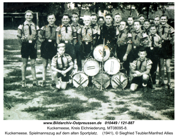 Kuckerneese. Spielmannszug auf dem alten Sportplatz