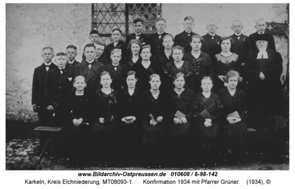 Karkeln, Konfirmation 1934 mit Pfarrer Grüner