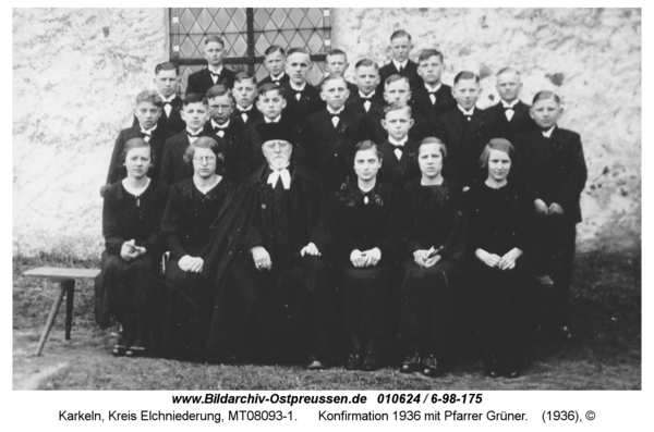 Karkeln, Konfirmation 1936 mit Pfarrer Grüner