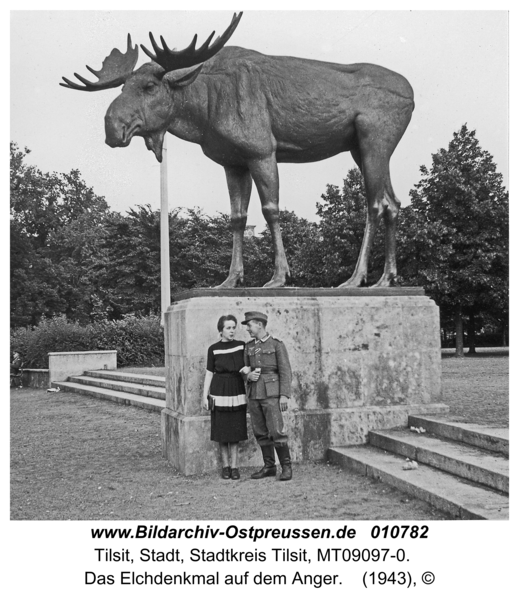 Tilsit, Das Elchdenkmal auf dem Anger