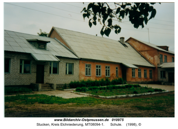 Stucken (Яснополянка), Schule