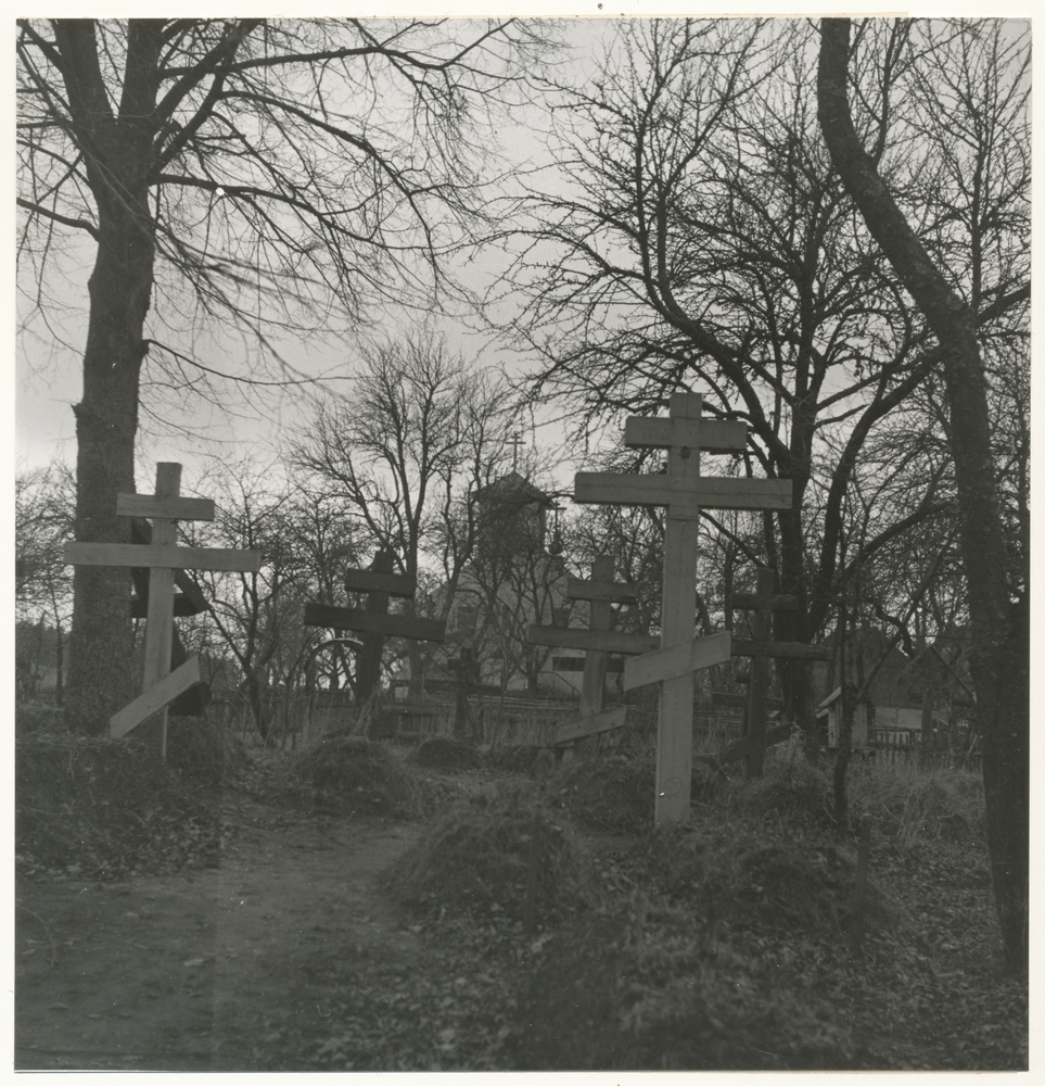 Masuren wo?, Russengräber aus dem 1. Weltkrieg, Friedhof an einer Kirche