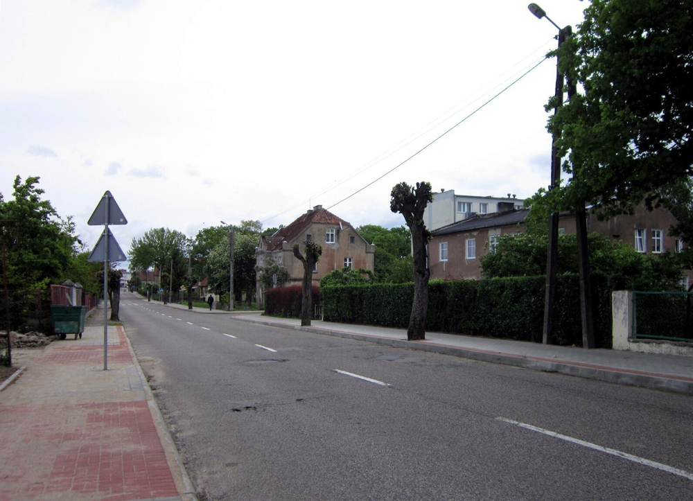 Rößel, (Reszel), Blick in die ehemalige Horst-Wessel-Str., Ecke Memelstraße