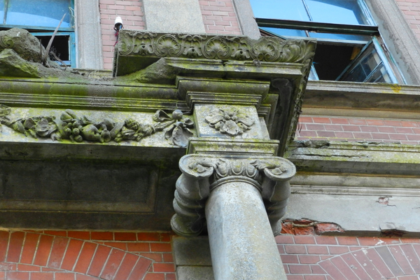 Großlugau (Чайковское), Schloss, Portal, Detail