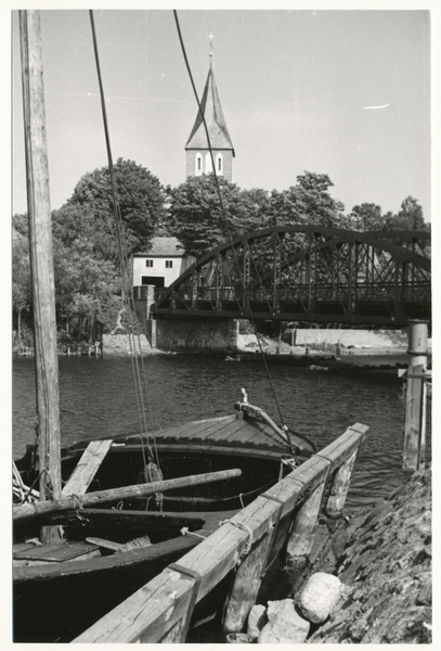 Brandenburg, Ev. Kirche und Brücke